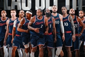 开云app-ESPN：快船老将中只有莱昂纳德防守上乘 其他人攻强守弱不好平衡